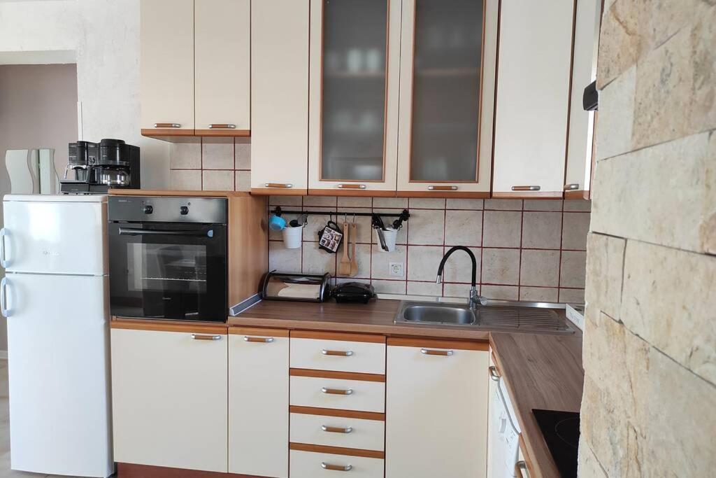 Kuca Za Odmor M&J Villa Benkovac Luaran gambar