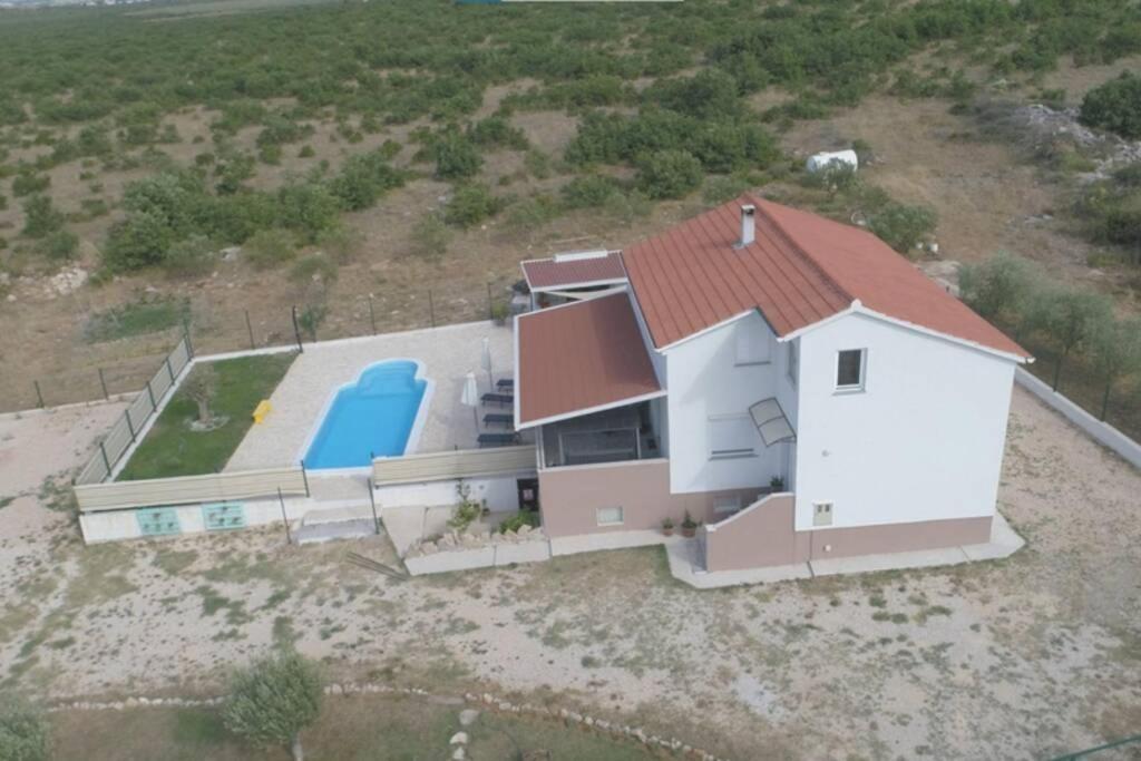 Kuca Za Odmor M&J Villa Benkovac Luaran gambar
