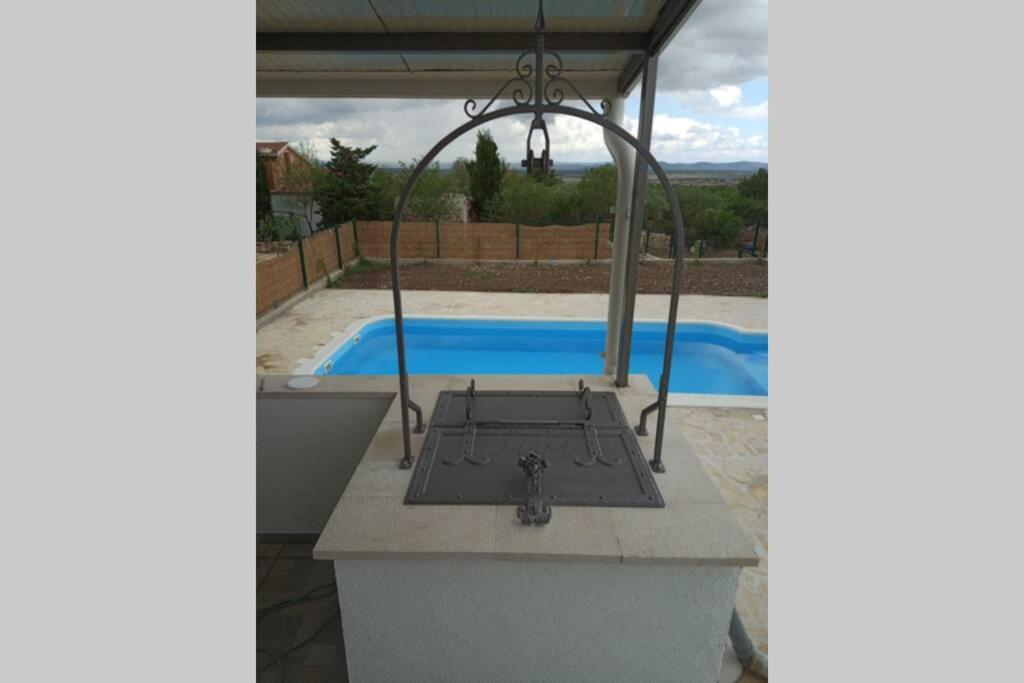 Kuca Za Odmor M&J Villa Benkovac Luaran gambar