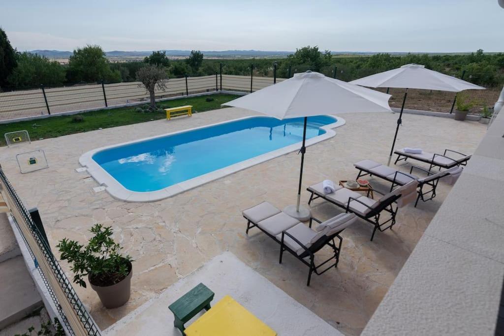 Kuca Za Odmor M&J Villa Benkovac Luaran gambar